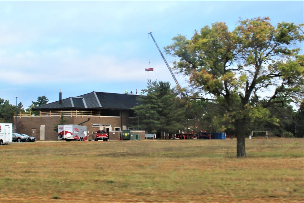 Army Corps of Engineer-led project underway for new roofing at building at Fort McCoy