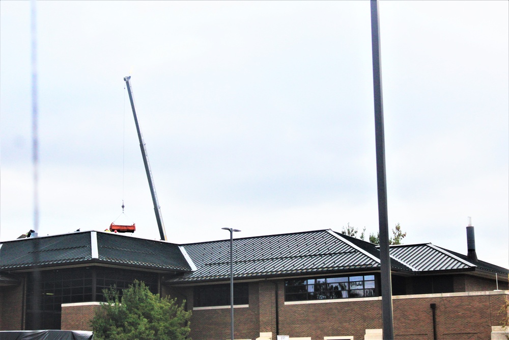 Army Corps of Engineer-led project underway for new roofing at building at Fort McCoy
