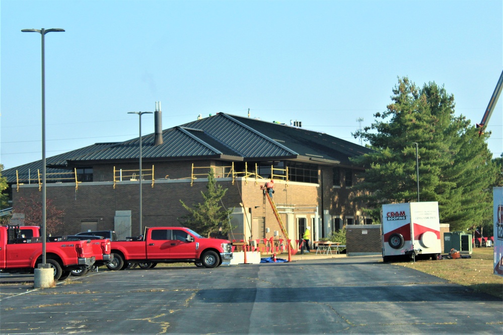 Army Corps of Engineer-led project underway for new roofing at building at Fort McCoy
