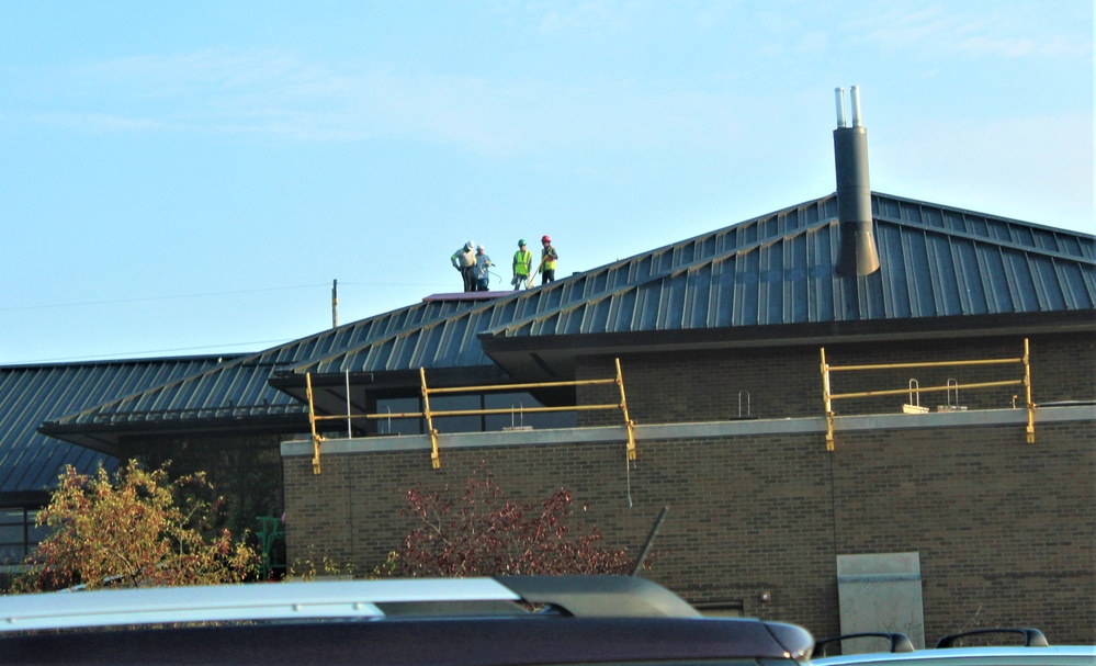Army Corps of Engineer-led project underway for new roofing at building at Fort McCoy