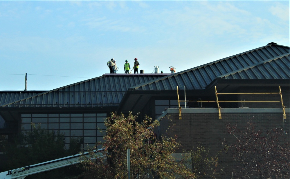 Army Corps of Engineer-led project underway for new roofing at building at Fort McCoy