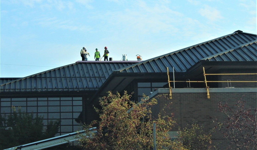 Army Corps of Engineer-led project underway for new roofing at building at Fort McCoy