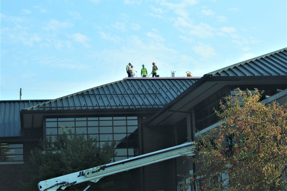 Army Corps of Engineer-led project underway for new roofing at building at Fort McCoy