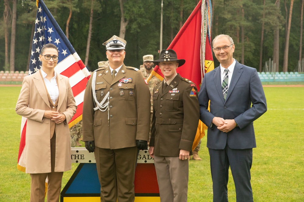 Iron Soldiers and Polish Soldiers Forge Bond in Enlistment Ceremony