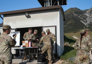 SETAF-AF Soldiers conduct weapons qualifications