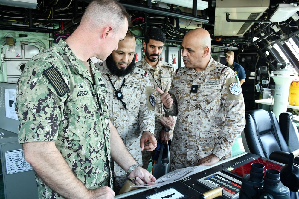 Commander of Coalition Task Force Sentinel Visits Sailors Aboard USS Indianapolis