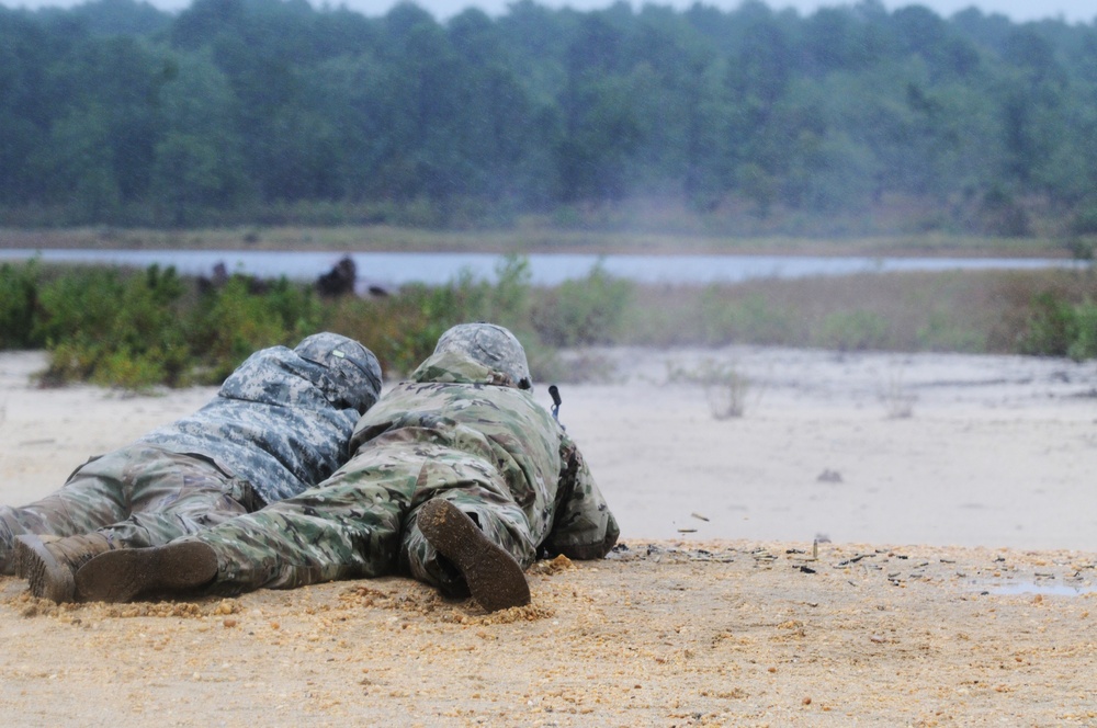 Fort Dix- 327 QM BN, M249 SAW Familiarization