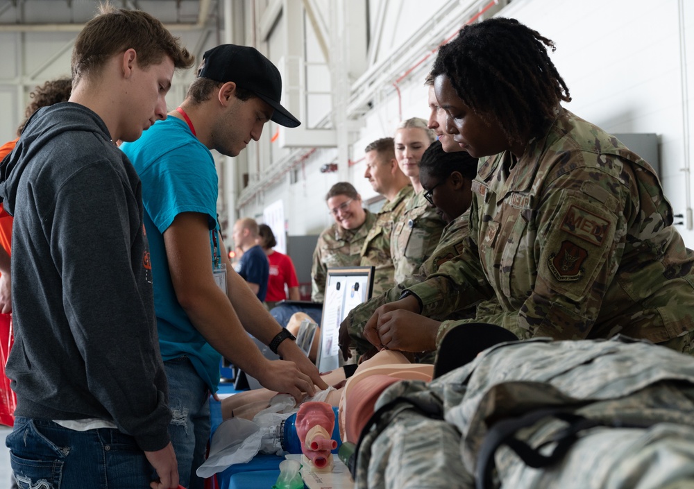 Students see what the Air Force is all about
