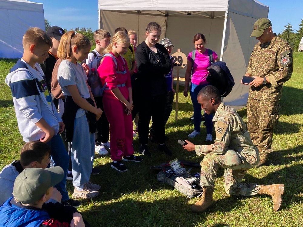 Task Force Knighthawk medic empowers Latvian youth with first-aid training