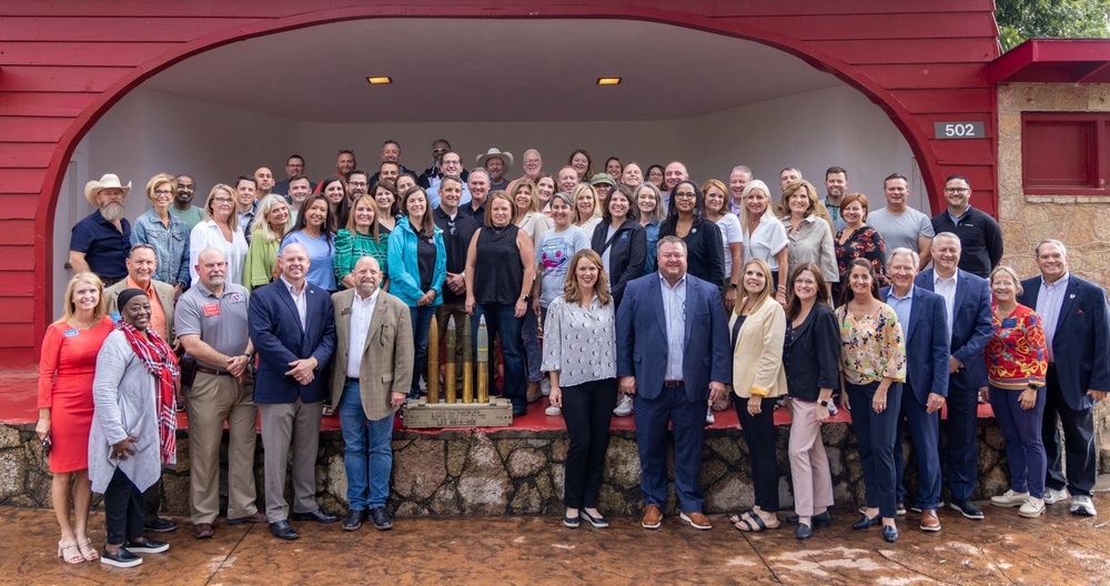 Fort Sill and Leadership Oklahoma enhance relationship through shared experiences