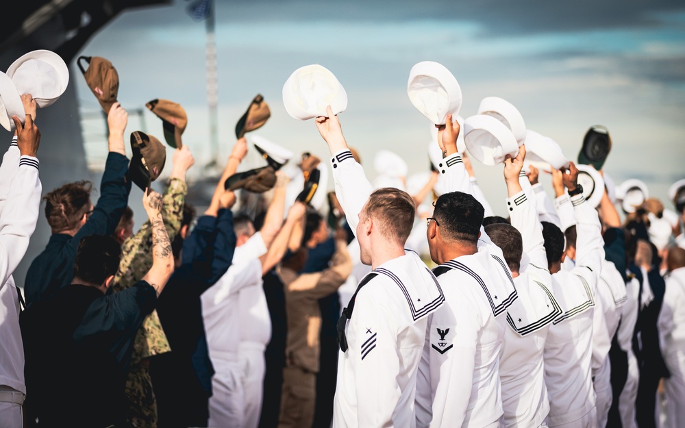 USS CARNEY (DDG 64) DEPARTS FOR DEPLOYMENT