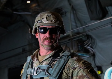 1-143 Infantry Regiment Conducts Airborne Operations Bright Star 2023