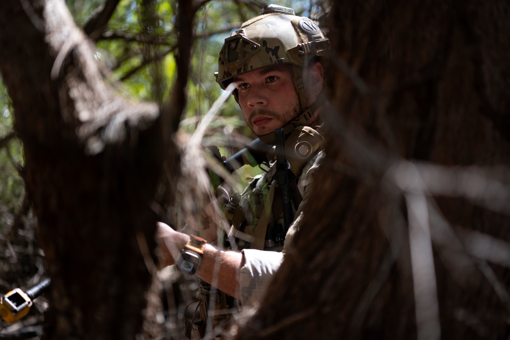 156th SOS and 123rd CRG Air Base Ground Defense training