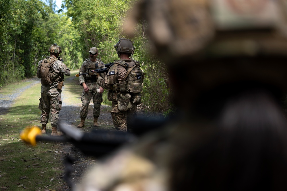 156th SOS and 123rd CRG Air Base Ground Defense training