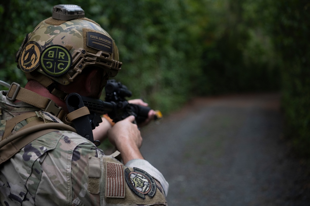 156th SOS and 123rd CRG Air Base Ground Defense training