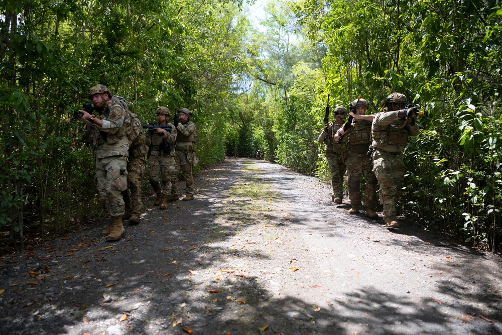 156th SOS and 123rd CRG Air Base Ground Defense training