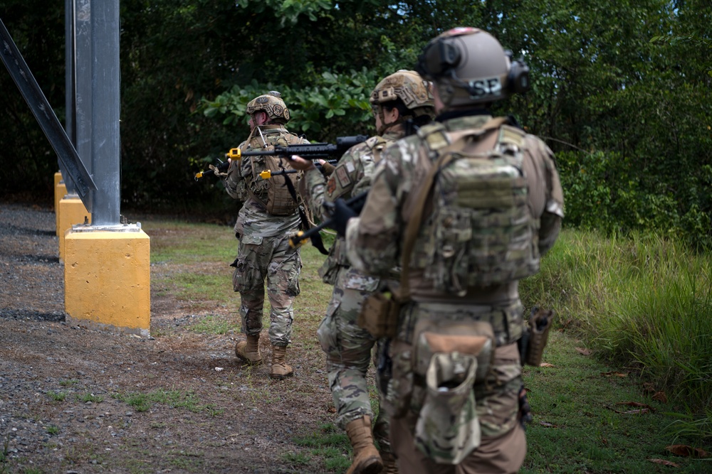 156th SOS and 123rd CRG Air Base Ground Defense training