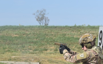 Indiana soldiers test weapons firing skills