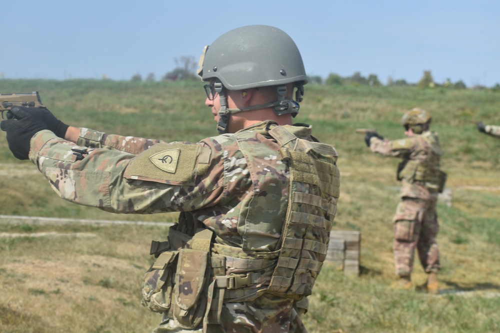 Indiana soldiers test weapons firing skills