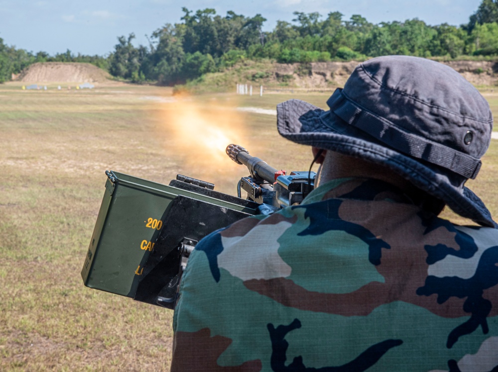 Foreign Security Force Professionals Shoot the M240B at NAVSCIATTS
