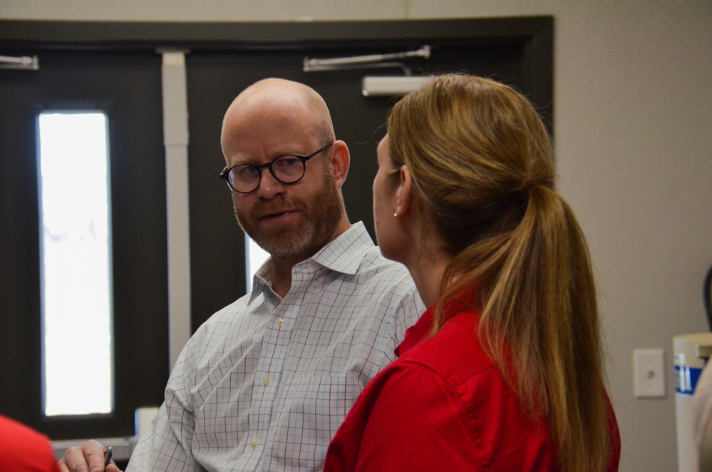 Brig. Gen Peeples meets USACE St. Louis District FUSRAP team