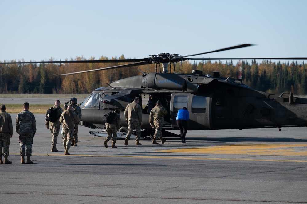 Honorable Kristyn Jones visits Eielson AFB