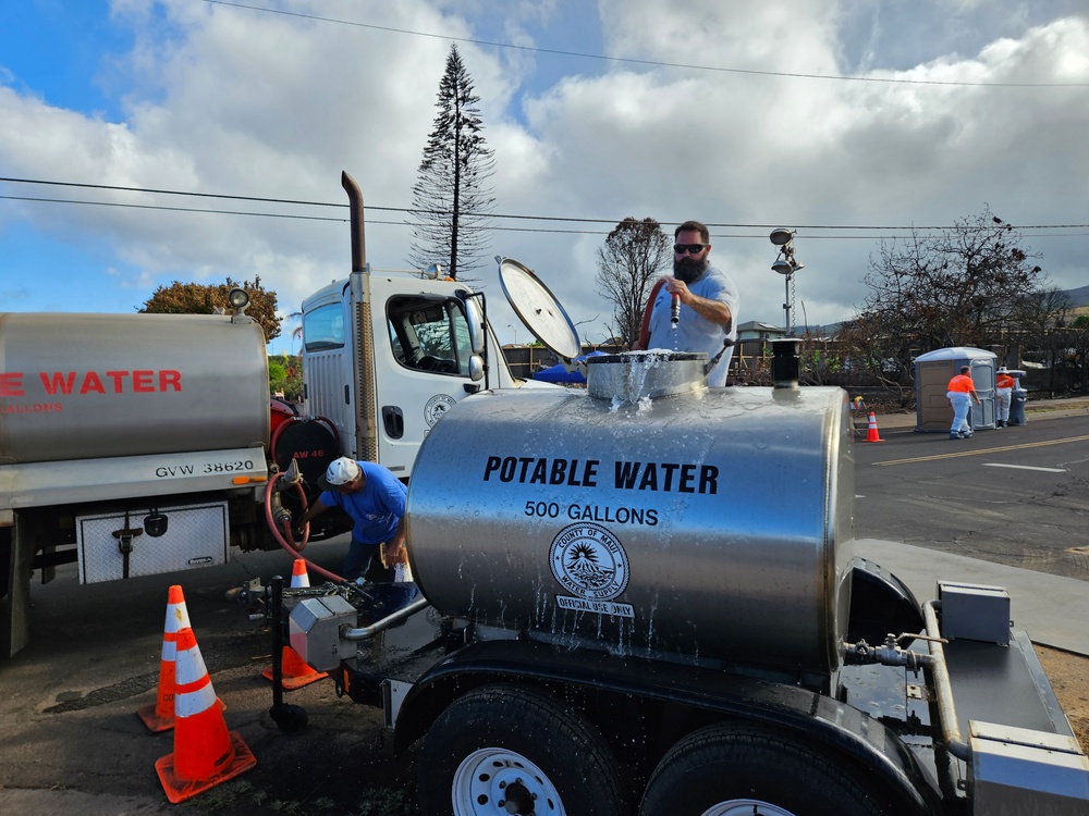 U.S. National Guard Soldiers, Airmen, and Volunteers provide support to Lahaina Residents