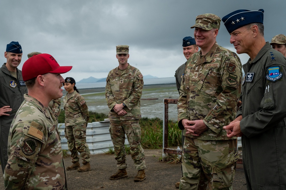 7th AF leadership engages the Pack