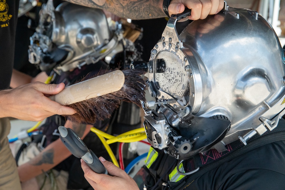 MURENG 23 - Diving Prep &amp; Extraction Drill