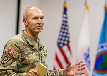 41st Army Chief of Staff Visits U.S. Africa Command