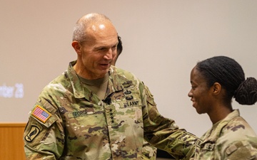 41st Army Chief of Staff Visits U.S. Africa Command