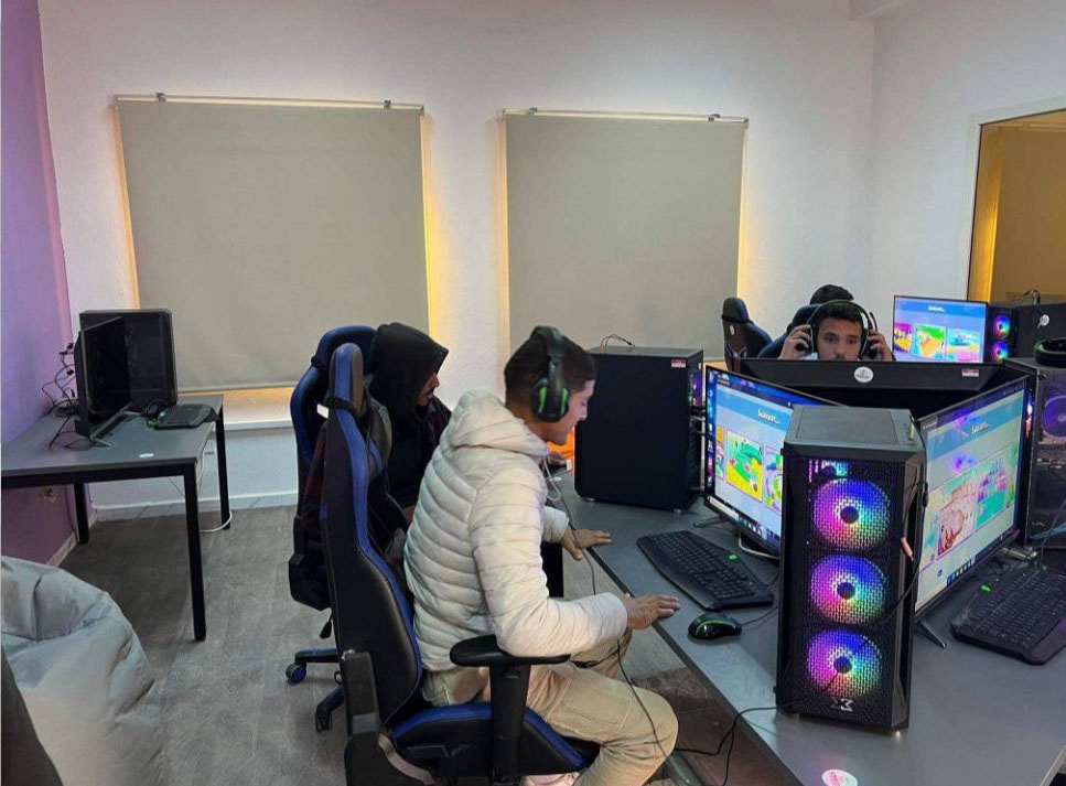 The USAID-supported media lab at Ksar Youth Center