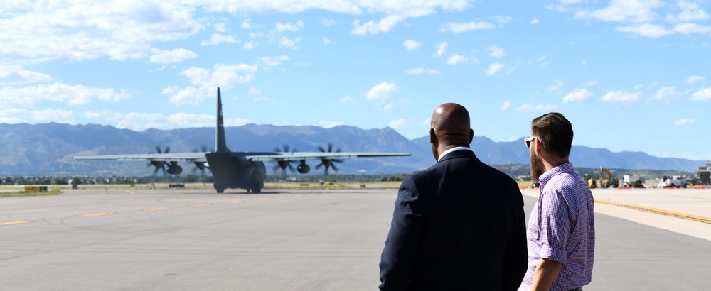 A tale of two: A team approach to flightline operations