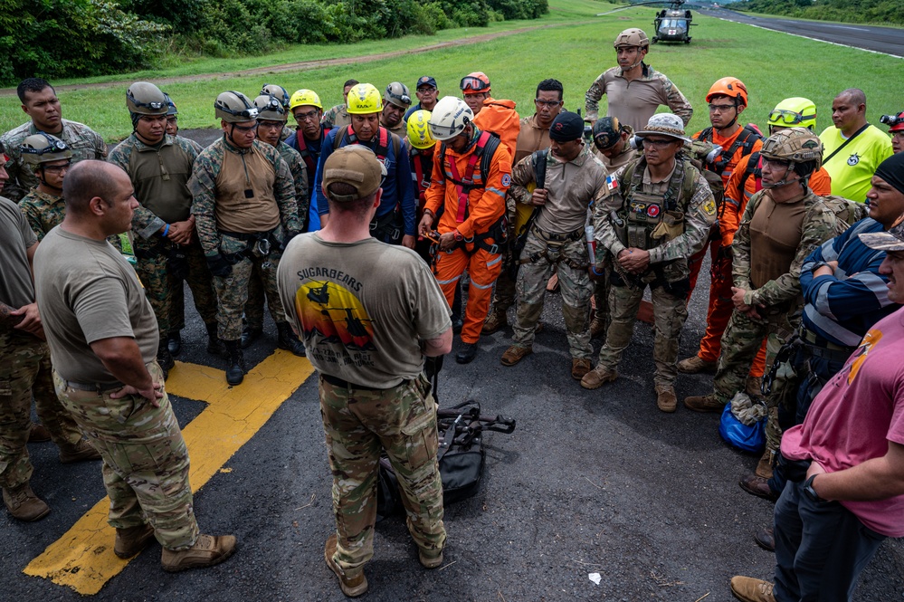 JTF-Bravo Soldiers, Airmen respond to crashed Panamanian aeronaval helicopter