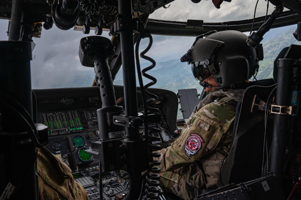 JTF-Bravo Soldiers, Airmen respond to crashed Panamanian aeronaval helicopter