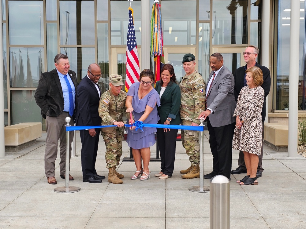 Morris Hill Elementary School formally opened with ribbon-cutting ceremony