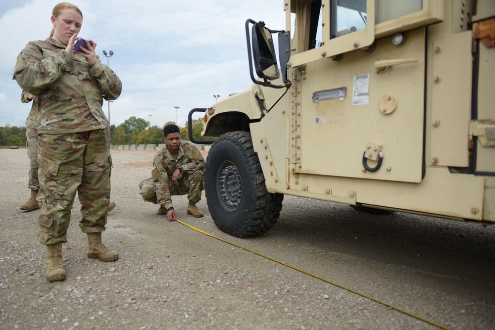 38th Infantry Division soldiers hone rail, air loading skills