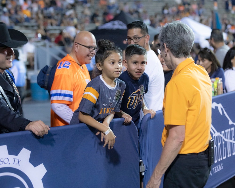 Bliss Soldiers, regional first responders center stage during UTEP '915 Heroes Night' football game