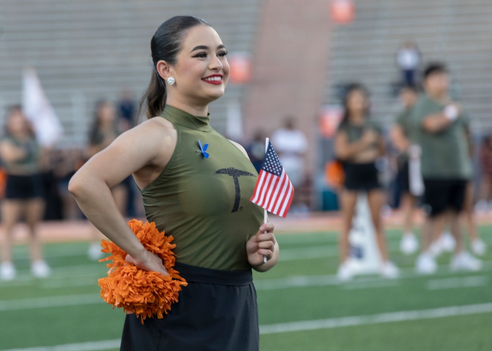 Bliss Soldiers, regional first responders center stage during UTEP '915 Heroes Night' football game