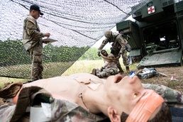 Health monitoring system featured during Army-wide Best Squad Competition – USAMMDA team provides critical real-time health data for Best Squad planners