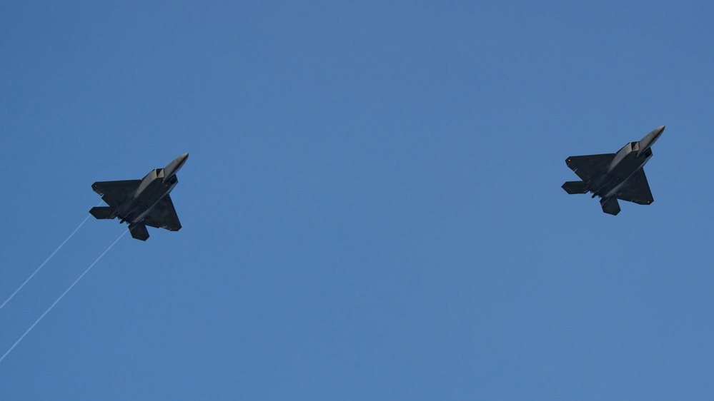 Alaska F-22 Raptors support Global Strike Task Force