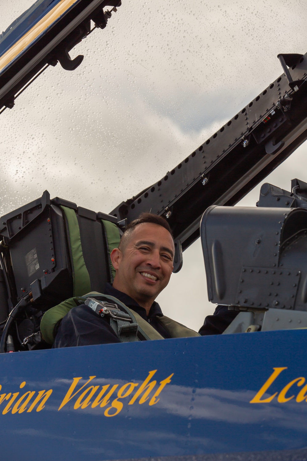 Portland Counselor goes for a ride with the US Navy Blue Angels