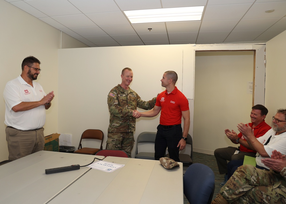 USACE Pacific Ocean Division leaders meet with Emergency Support Function 3 team