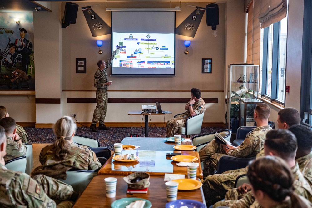 British Army Brigadier Timothy Crossland visits RAF Mildenhall