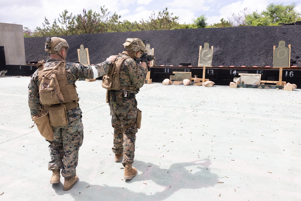 5th ANGLICO Conducts the Marine Corps Combat Marksmanship Program