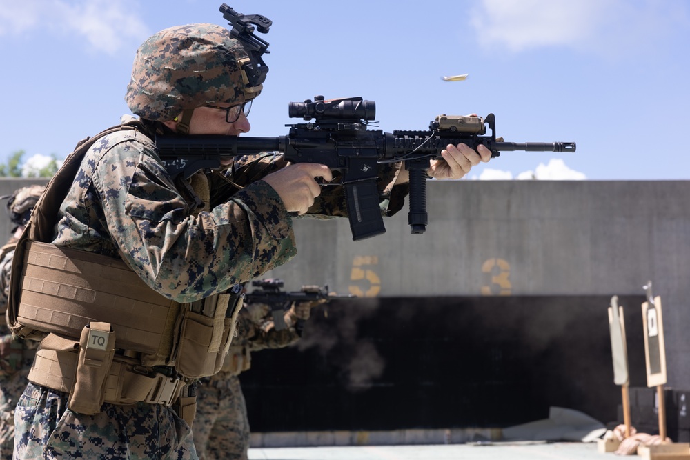 5th ANGLICO Conducts the Marine Corps Combat Marksmanship Program