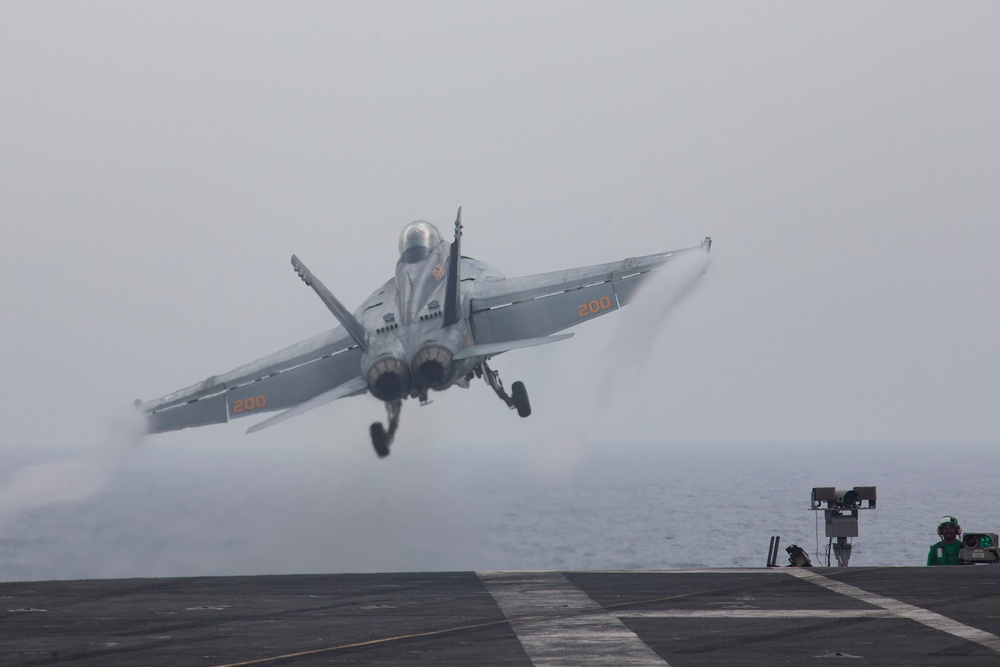 VFA-213 F/A-18F Launch