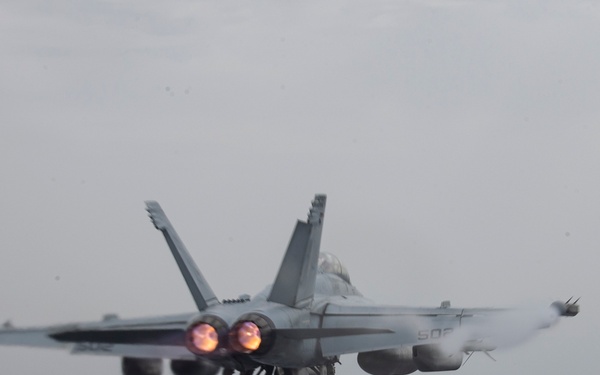 VAQ-142 E/A-18G Growler Launch