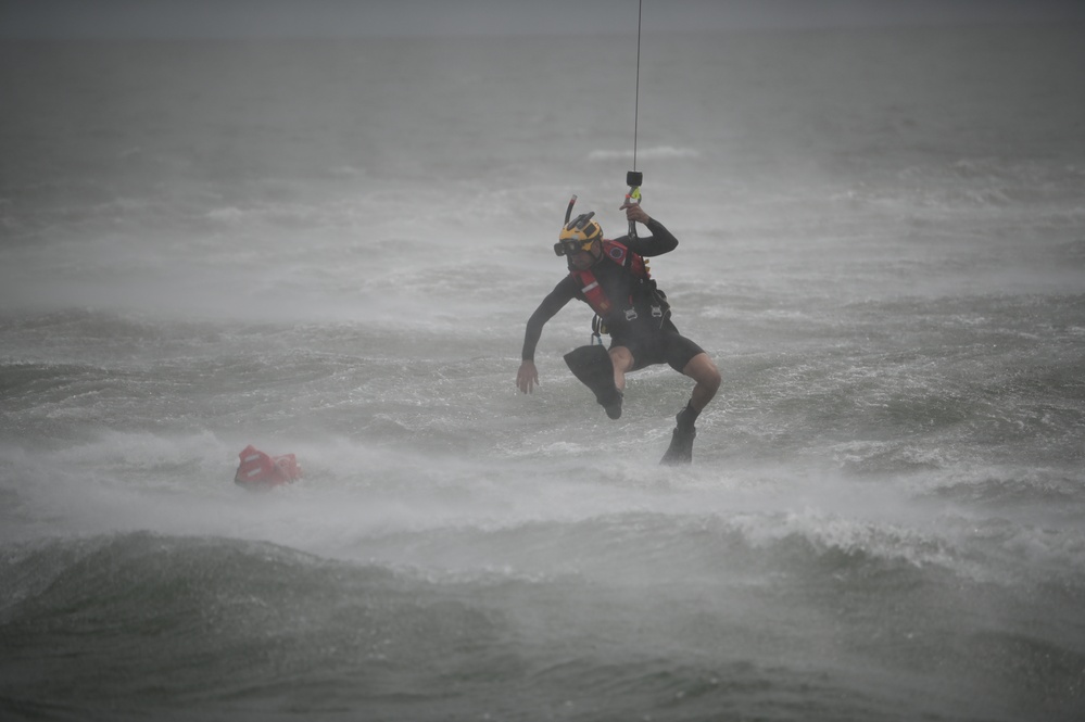 Coast Guard Station Milford Haven conducts hoist training with Air Station Elizabeth City