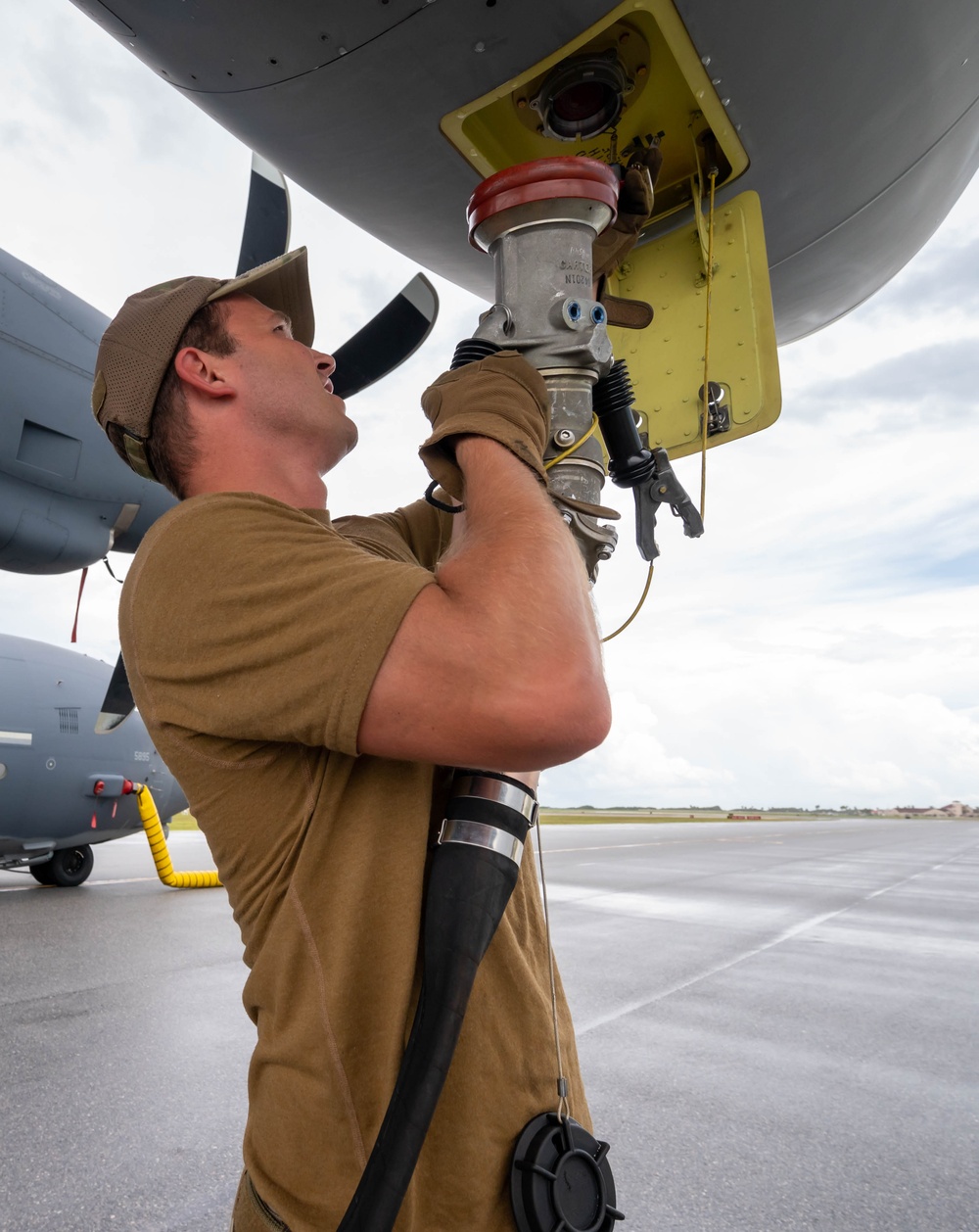 39th RQS and 23rd LRS conduct Forward Area Refueling Point training